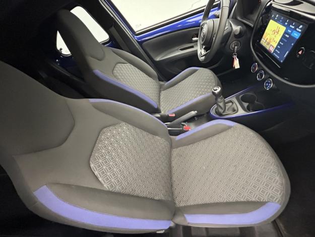 TOYOTA Aygo X 1.0 VVT-i 72 Design  
