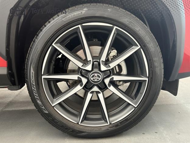 TOYOTA Yaris Cross 1.5 130H GR SPORT   TOIT PANO + PACK TECHNO 