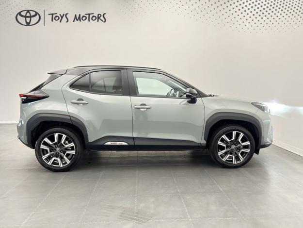 TOYOTA Yaris Cross 1.5 130H PREMIERE   