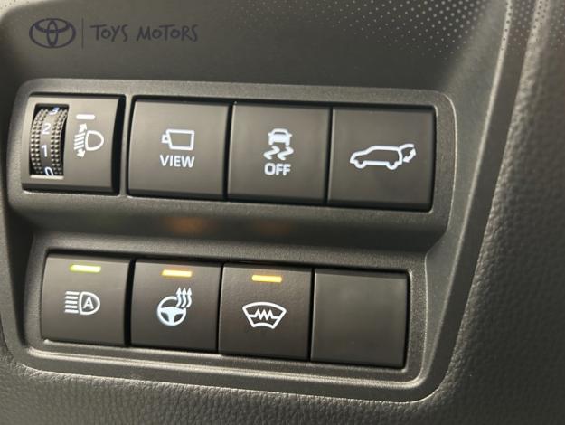 TOYOTA Yaris Cross 1.5 130H PREMIERE   
