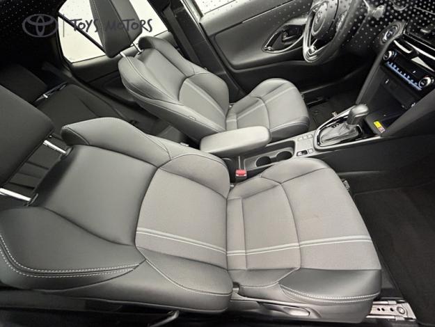 TOYOTA Yaris Cross 1.5 130H PREMIERE   