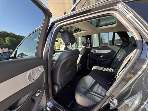 MERCEDES-BENZ GLC SUV GLC 300e 4MATIC SUV AMG Line  
