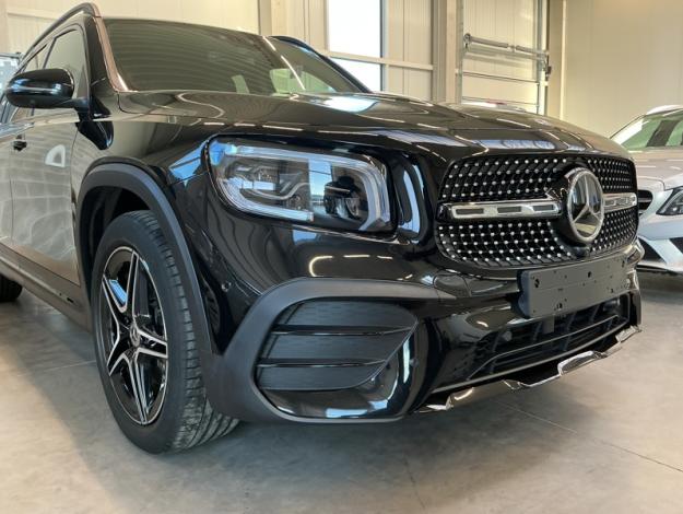 MERCEDES-BENZ GLB 200 D 4MATIC AMG Pack Night attelage  