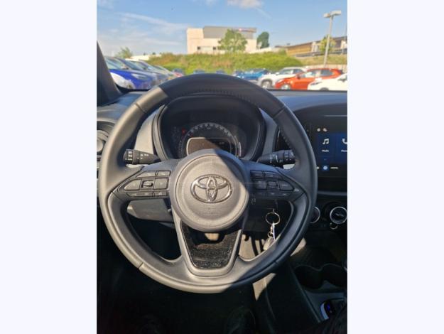 TOYOTA Aygo X 1.0 VVT-i 72 Dynamic   