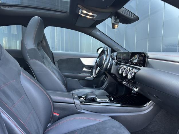 MERCEDES-BENZ Classe CLA CLA 200 d AMG Line 
