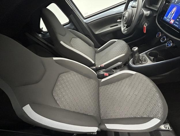TOYOTA Aygo X 1.0 VVT-i 72 Design  