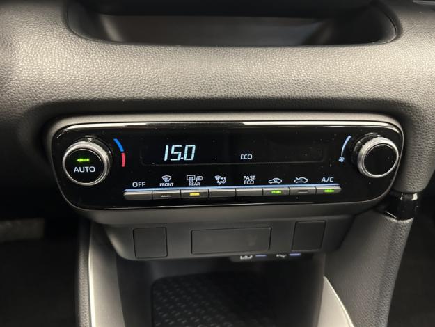 TOYOTA Yaris 116h Dynamic  