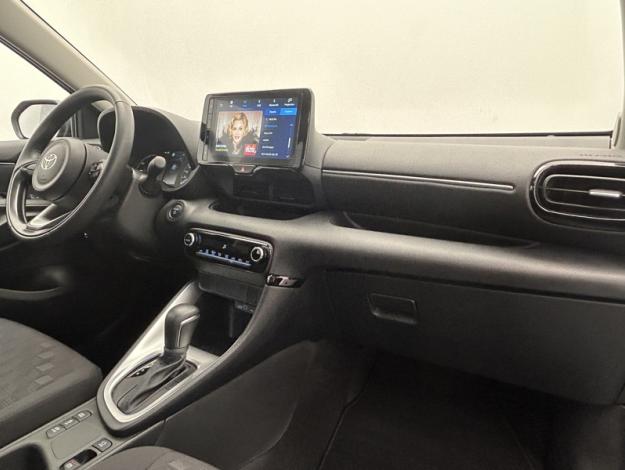 TOYOTA Yaris 116h Dynamic  