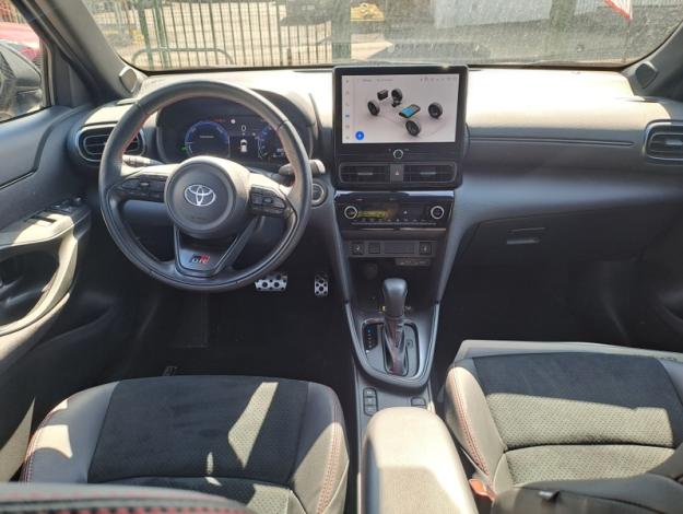 TOYOTA Yaris Cross 1.5 130H GR SPORT   
