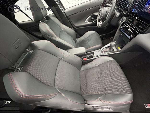TOYOTA Yaris Cross 1.5 130H GR SPORT   TOIT PANO + PACK TECHNO 