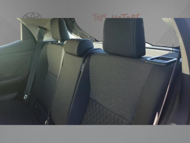 TOYOTA Yaris 116h Dynamic  