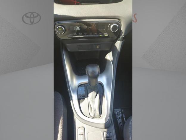 TOYOTA Yaris 116h Dynamic  