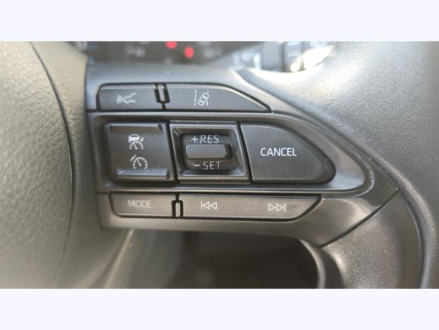 TOYOTA Yaris 116h Dynamic  