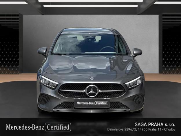 MERCEDES-BENZ A-Třída A 180 Progressive Edition (8/18)