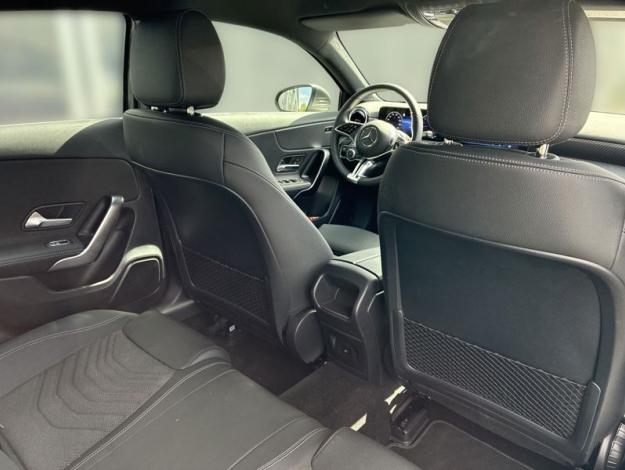 MERCEDES-BENZ A-Třída A 180 Progressive Edition (17/18)