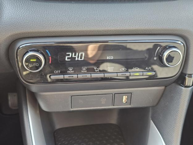 TOYOTA Yaris Hybride 116h Design  
