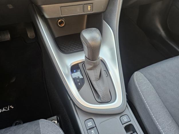 TOYOTA Yaris Hybride 116h Design  