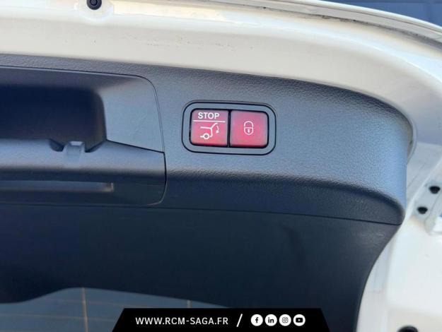 MERCEDES-BENZ GLA 200 d AMG Line  