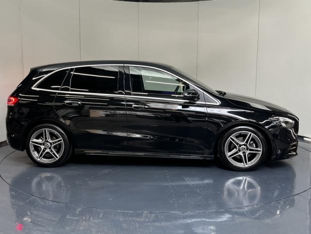 MERCEDES-BENZ Classe B 180 AMG Line Edition  