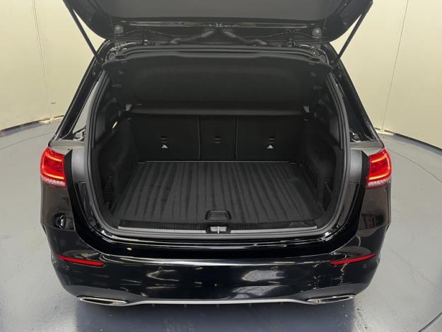 MERCEDES-BENZ Classe B 180 AMG Line Edition  