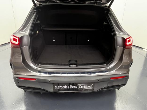 MERCEDES-BENZ EQA 250+ AMG Line  