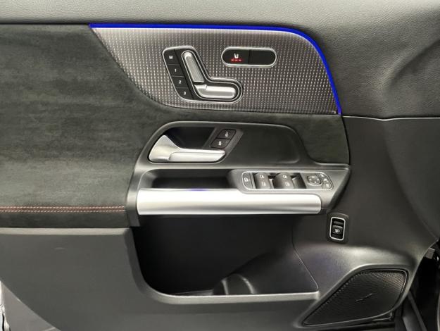 MERCEDES-BENZ EQA 250+ AMG Line  