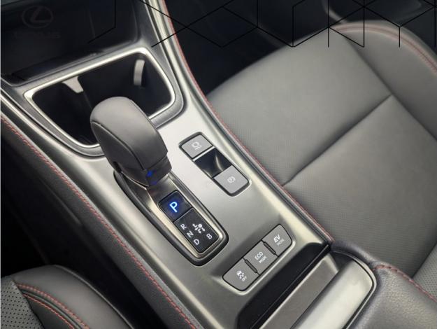 LEXUS LBX 1.5 136H 2WD Emotion  