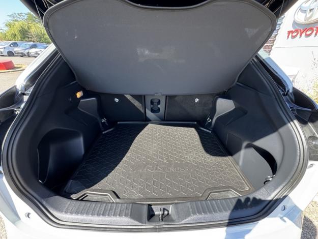 TOYOTA Yaris Cross 1.5 HYBRID 116H GR SPORT AUTO  