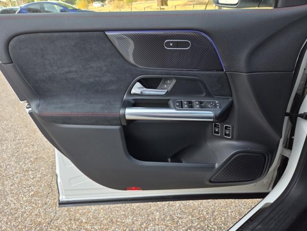 MERCEDES-BENZ GLA 250 e Hybrid EQ Edition 140  GLA 250 e Hybrid EQ Edition 140