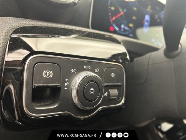 MERCEDES-BENZ Classe A 180 AMG Line  Classe A 180 d AMG Line
