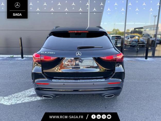 MERCEDES-BENZ GLA 250 e AMG Line  