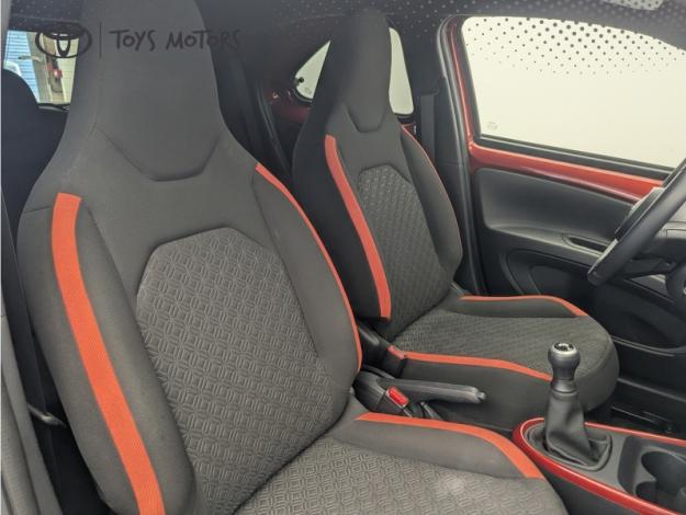 TOYOTA Aygo X 1.0 VVT-i 72 Design  