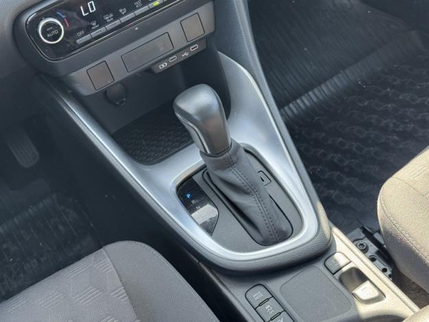 TOYOTA Yaris Hybride 116h Dynamic  1.5 116 ch 