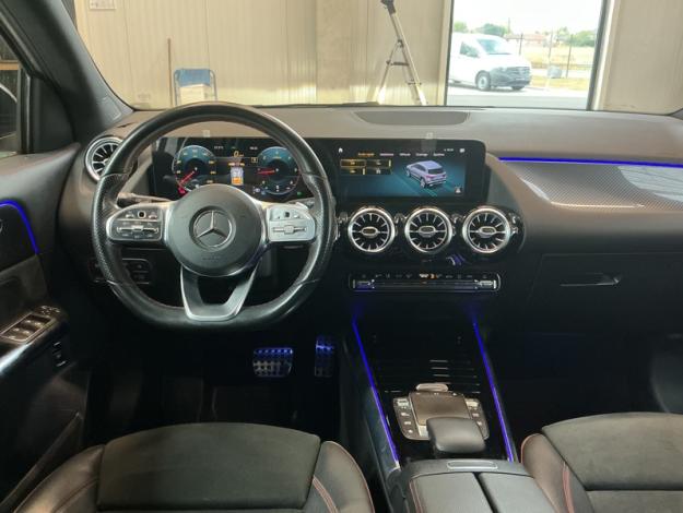 MERCEDES-BENZ GLA 200 d AMG Pack Night Pano  