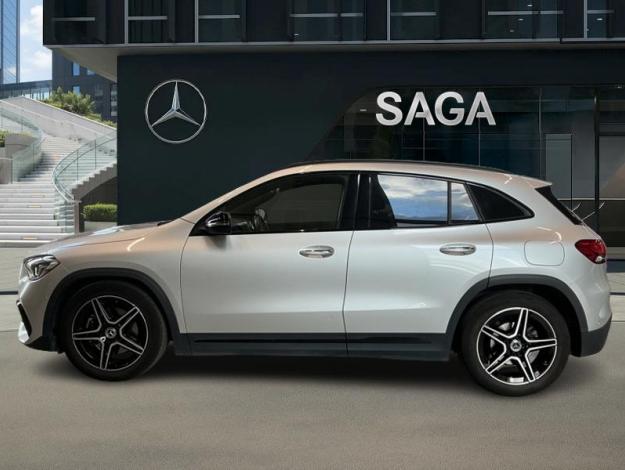 MERCEDES-BENZ GLA 200 d AMG Pack Night Pano  