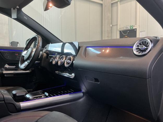 MERCEDES-BENZ GLA 200 d AMG Pack Night Pano  