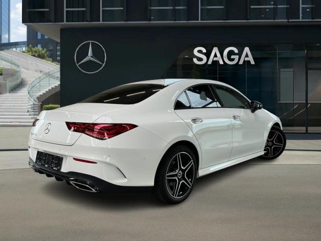 MERCEDES-BENZ CLA 180 Coupé AMG Pack Night  