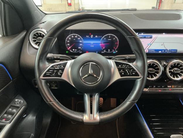 MERCEDES-BENZ GLA 180 d Luxury Line  