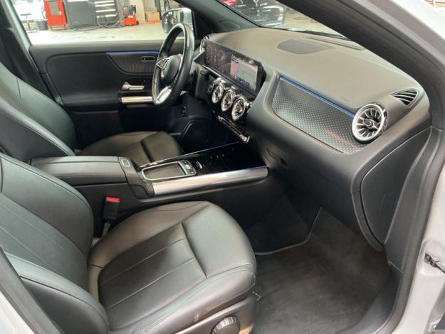 MERCEDES-BENZ GLA 180 d Luxury Line  