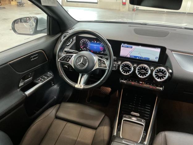MERCEDES-BENZ GLA 180 d Luxury Line  