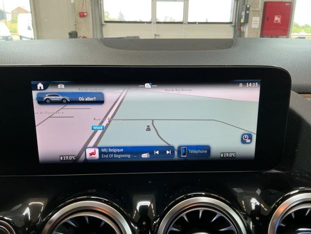 MERCEDES-BENZ GLA 180 d Luxury Line  