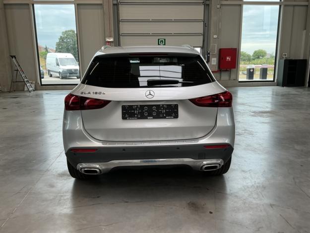 MERCEDES-BENZ GLA 180 d Luxury Line  