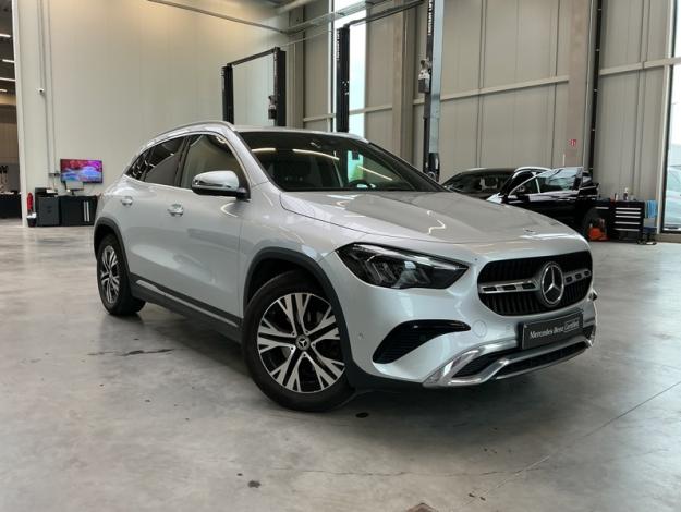 MERCEDES-BENZ GLA 180 d Luxury Line  
