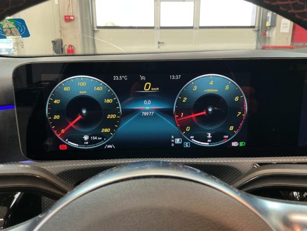 MERCEDES-BENZ A 180 AMG Pack Night Pano  