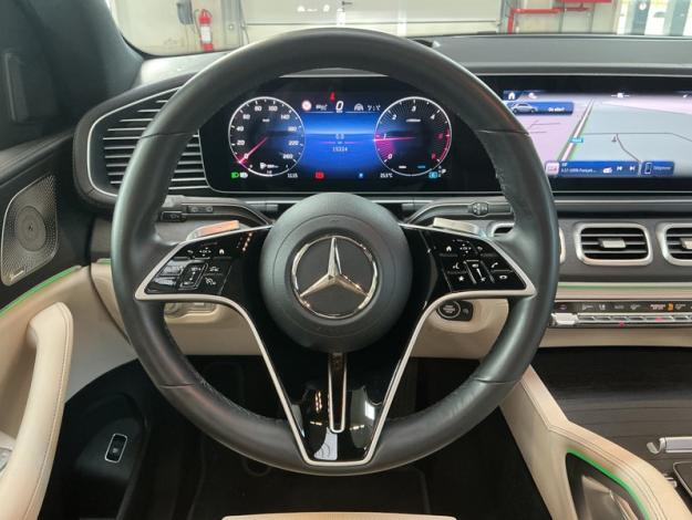 MERCEDES-BENZ GLE-Klasse GLE 300 d 4MATIC Off-Roader