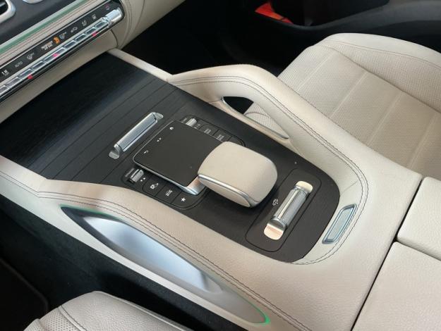 MERCEDES-BENZ GLE-Klasse GLE 300 d 4MATIC Off-Roader
