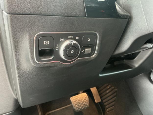 MERCEDES-BENZ B-Klasse B 180 d