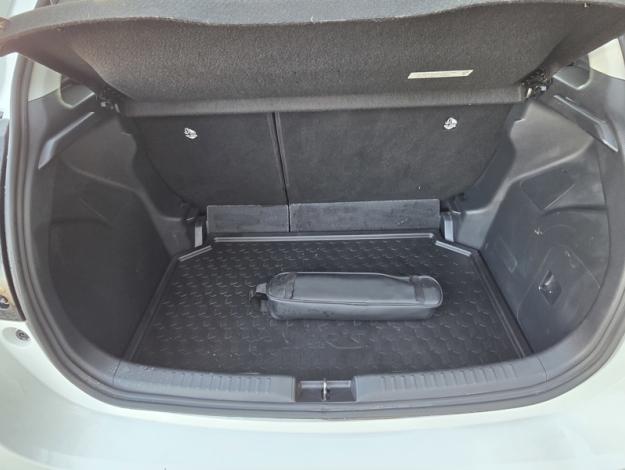 TOYOTA Yaris 116h Dynamic France  