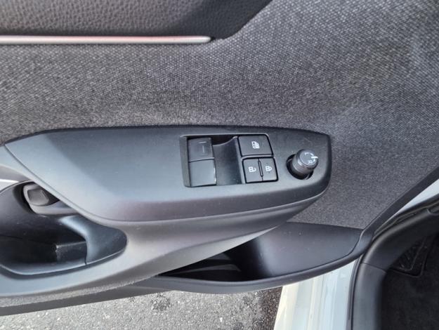 TOYOTA Yaris 116h Dynamic France  