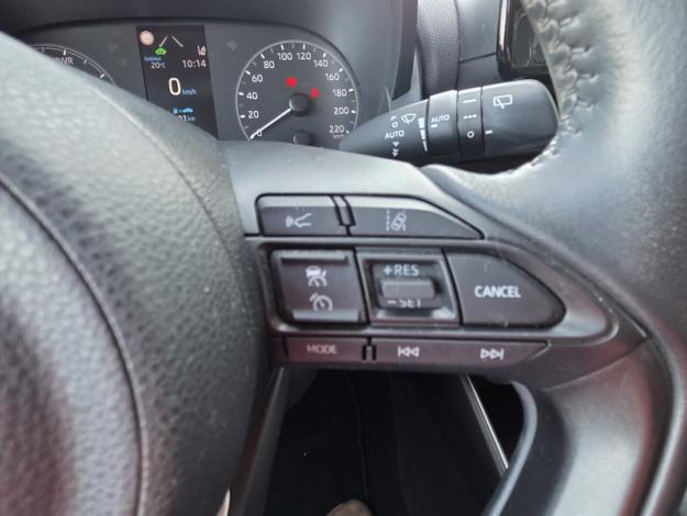 TOYOTA Yaris 116h Dynamic France  